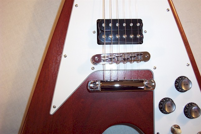 Flying V Faded Picture 14